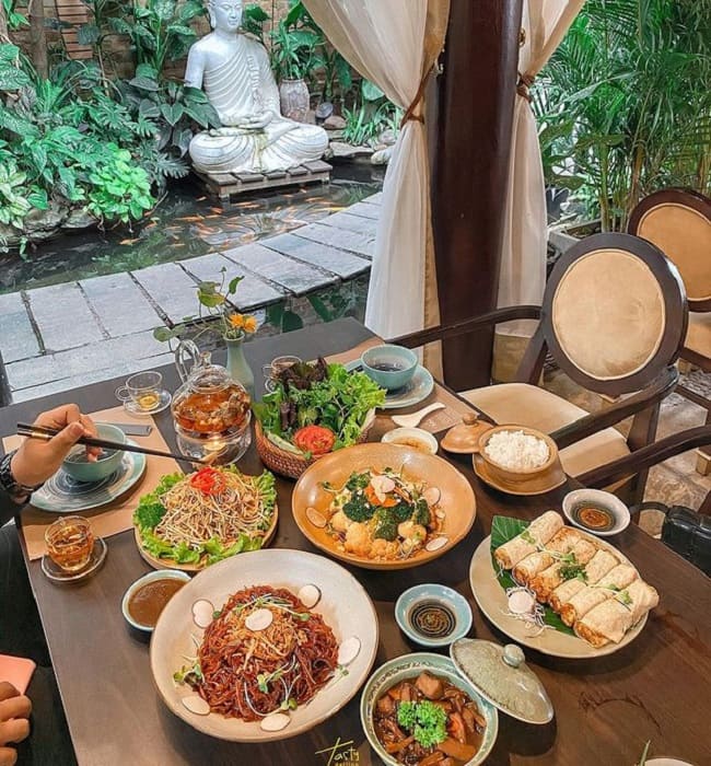 Nhà hàng chay Vị Lai
