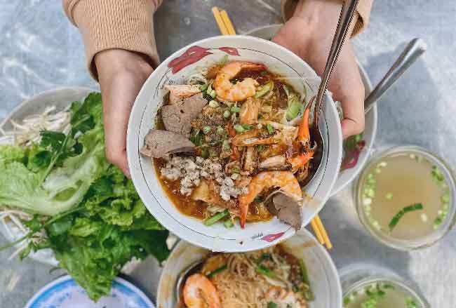 Cách nấu hủ tiếu Nam Vang ngon