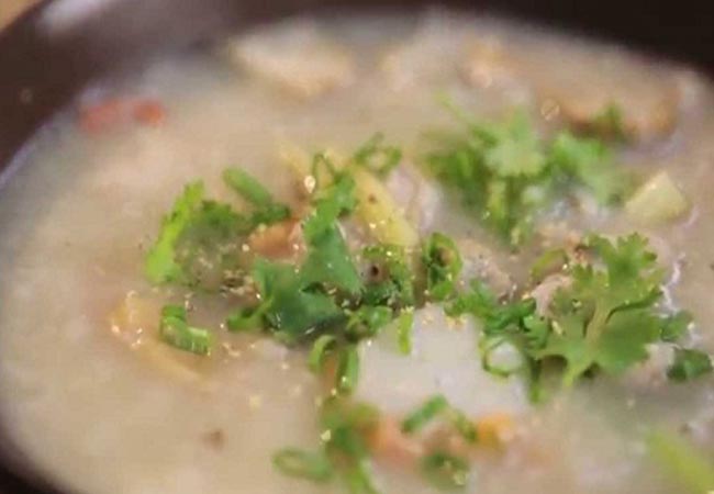 2 Cách nấu cháo hải sản thơm ngon, giàu dinh dưỡng cho gia đình bạn