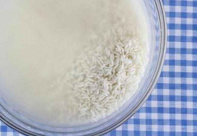 Ngâm gạo trước 30 phút giúp nấu cháo nhừ và ngon hơn 