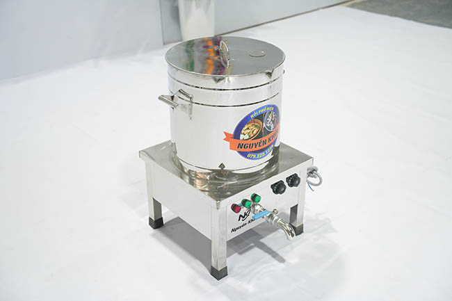 Giá nồi nấu phở 70l
