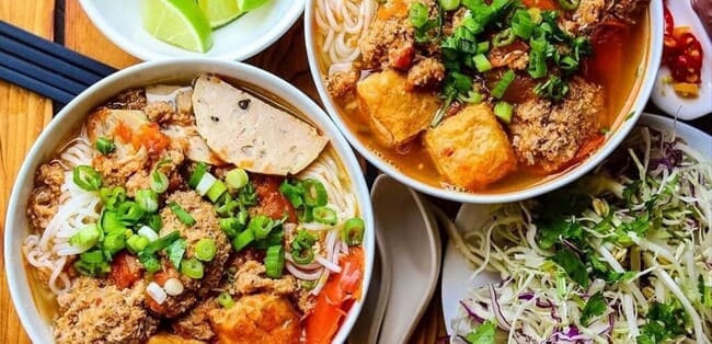 Bún riêu - Canh bún Hoa