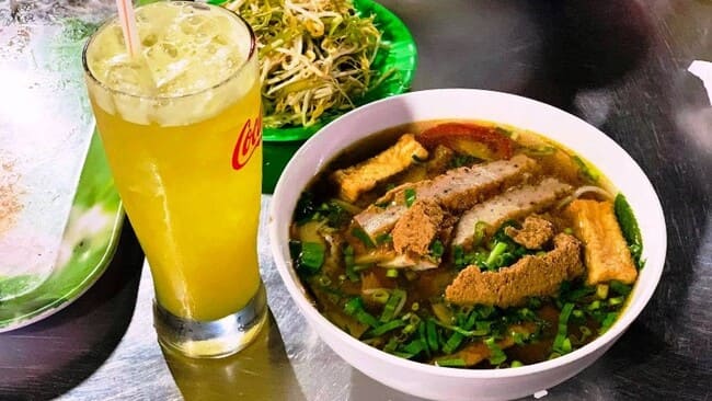 Cô Thu canh bún & bún riêu - Lạc Long Quân